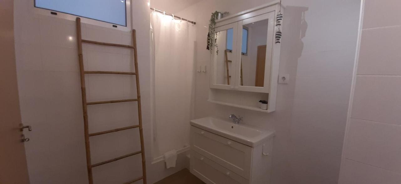 Apartamento T2 Vista Rio Arade - Portimão Eksteriør bilde